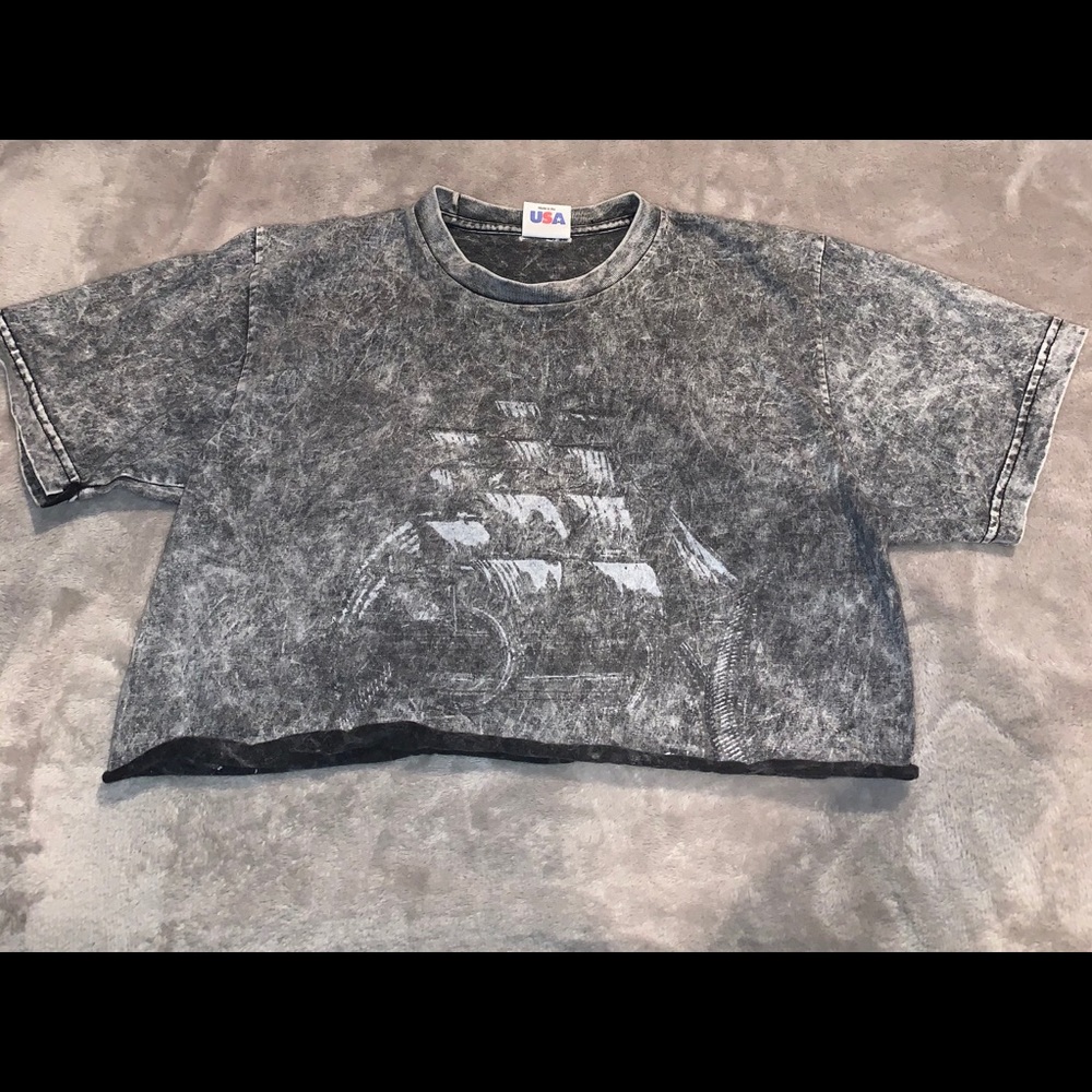 Black vintage cropped T shirt